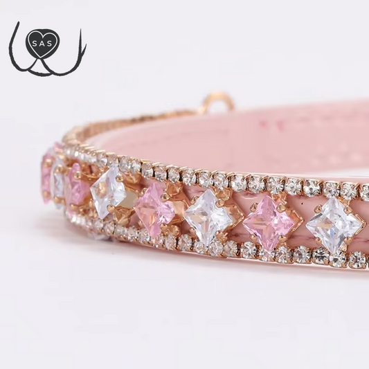 Dog Cat Pearl Collars with Crystal Rhinestone Pearl Cat Necklace Adjustable PU Leather Neck Strap for Small Dogs Cat Accessories