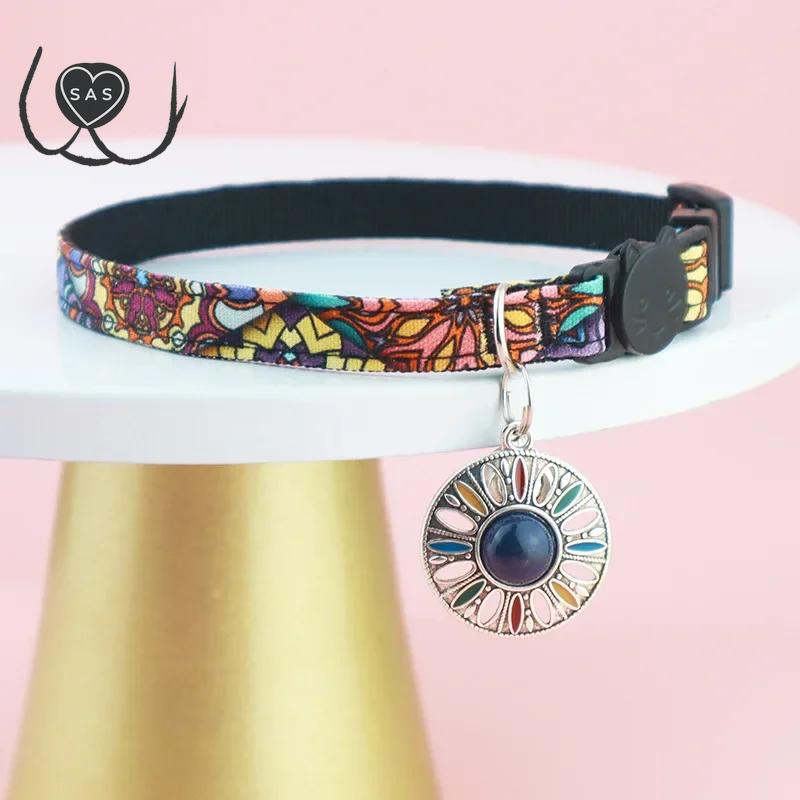 Airtag Cat Collar,Integrated GPS Cat Collar with Air Tag Holder & Bell,Adjustable Breakaway Cat Collar for Girl Boy Cats Puppies